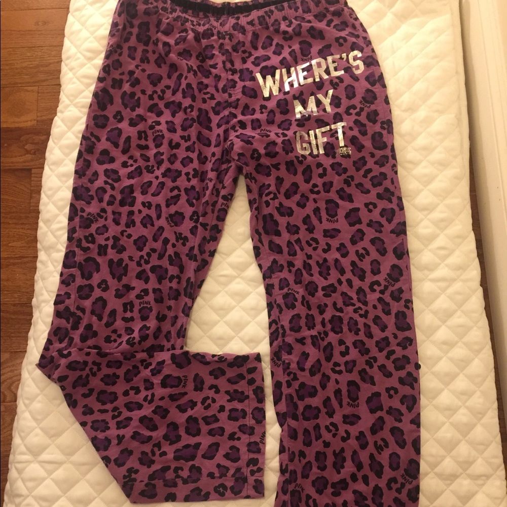 PINK “Where’s my gift” sleep pants